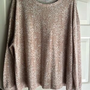 Time and Tru Leopard Print Hacci Top